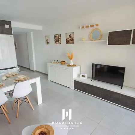 Apartment Hogaristic - Elegante Con Piscina